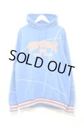 Supreme - Blue カレッジロゴ入りステッチデザインパーカー