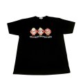 TIKA - "Three wise monkeys" Busters Big Tee 【BLACK】