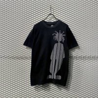 STUSSY - "Shadowman" Tee