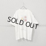 Picasso - 90's "Hand Holding Bouquet" Tee