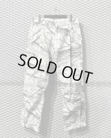Sasquatch fabrix - Snow Camouflage Parachute Pants