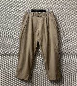 Kolor - 1-Tuck Linen Cropped Slacks
