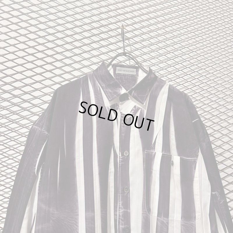 画像2: ISSEY MIYAKE MEN - Striped Dyed Shirt