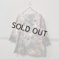 Used - Butterfly x Flower Graphic Tops