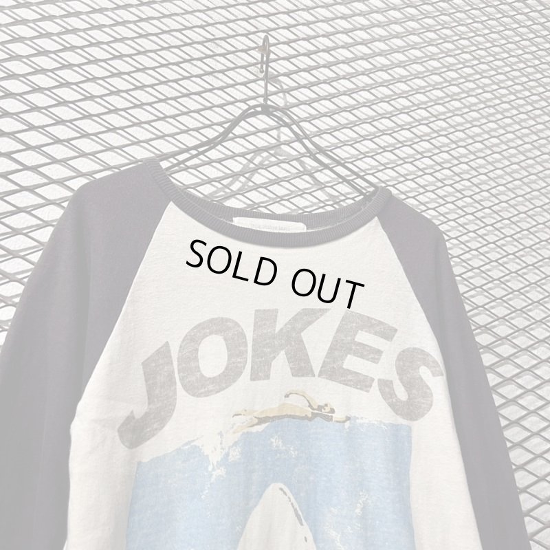 画像2: inpaichthys kerri - “JOKES” Raglan Tee