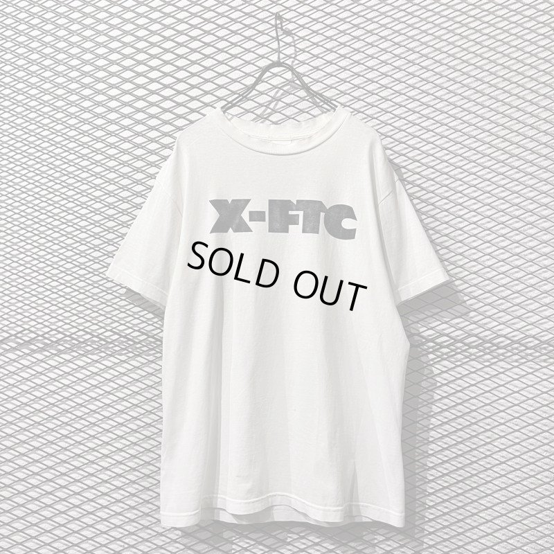 画像1: X-LARGE × FTC - “X-FTC” Tee (BORO)