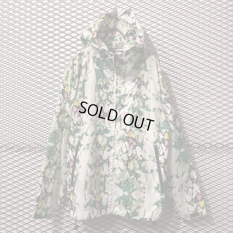 画像1: DOARAT - Flower Graphic Mountain Parka