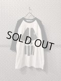 STUSSY - 90's Skull Raglan Tee