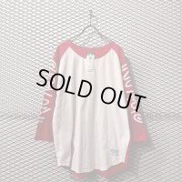 STUSSY - Henley Neck Raglan Tee