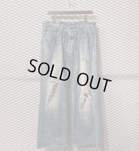 Abercrombie & Fitch - Damaged Denim Pants