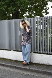 NEON SIGN - 1-Tuck Easy Wide Denim Pants