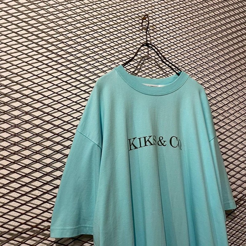 画像2: KIKS TYO - "ほしのあき × DUNK FUTURA" Tee (Tiffany Blue)