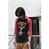 RUDE GALLERY - Cross Raglan Tee
