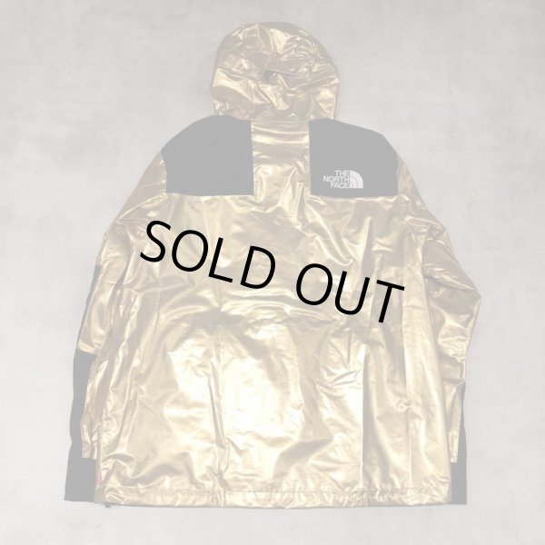 画像2: Supreme × THE NORTHFACE - Gold メタリックマウンテンパーカー (2)