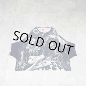 画像: 【10%OFF】HIRO - Black 総グラフィックビックシルエットTシャツ