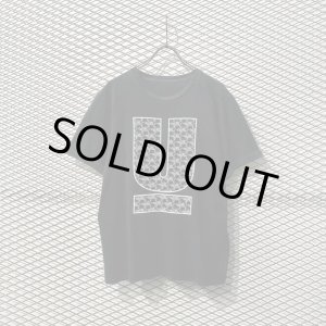 画像: UNDERCOVER - "U" Kitty Tee