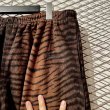 画像4: Supreme - Zebra Warm-up Pants (4)