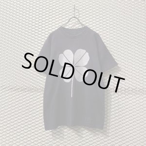 画像: UNDER COVER - "RELIEF" Four Leaf Clover Tee