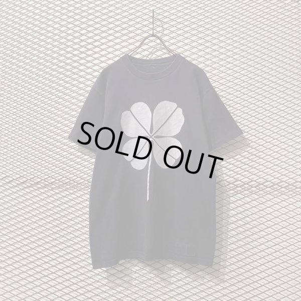 画像1: UNDER COVER - "RELIEF" Four Leaf Clover Tee (1)