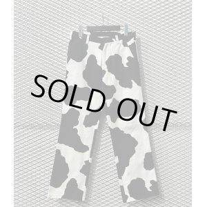 画像: ORIMI - Cow Pattern Pants