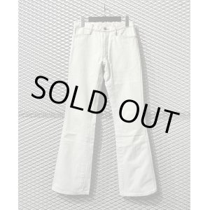 画像: KATHARINE HAMNETT LONDON - Flared Denim Pants (White)