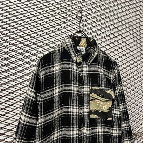 画像2: SWAGGER - Camouflage Switching Check Shirt (2)