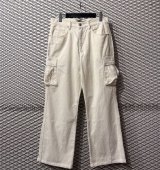 画像: KEITA MARUYAMA - Corduroy Cargo Pants (White)