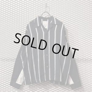 画像: SHAREEF - Switching Striped Open Collar Shirt