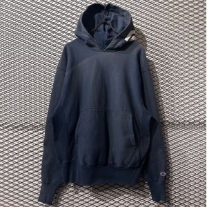 画像: BOUNTY HUNTER × Champion - R/W Logo Hoodie (BORO)