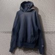 画像3: BOUNTY HUNTER × Champion - R/W Logo Hoodie (BORO) (3)