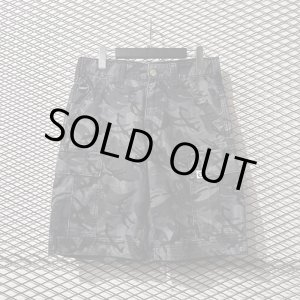 画像: A BATHING APE - Camouflage Shorts (Black)