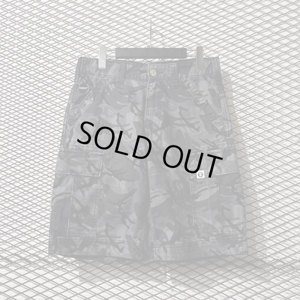 画像1: A BATHING APE - Camouflage Shorts (Black) (1)