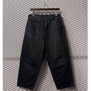 画像: bukht - Big Denim Pants