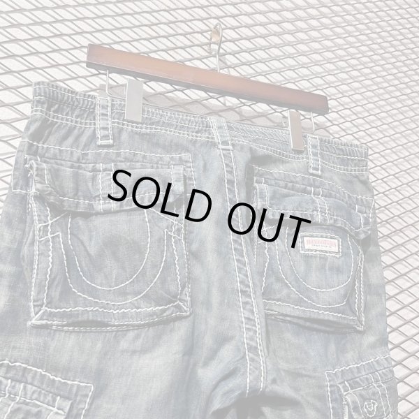 画像2: TRUE RELIGION - Thick Stitch Wide Denim Shorts (2)