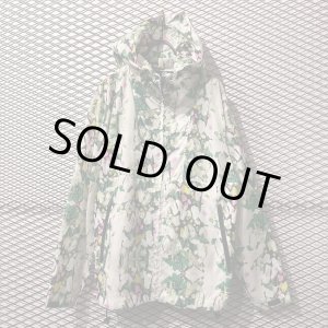 画像: DOARAT - Flower Graphic Mountain Parka