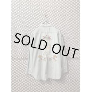 画像: goa - Embroidery Chambray Shirt
