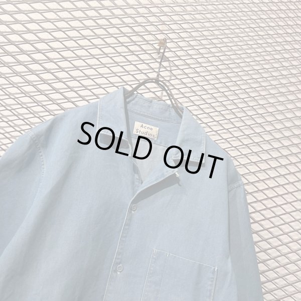 画像2: Acne - S/S Open Collar Denim Shirt (2)