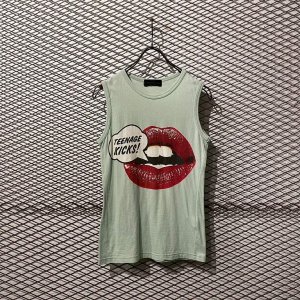 画像: HYSTERIC GLAMOUR - Lip Nosleeve Tee