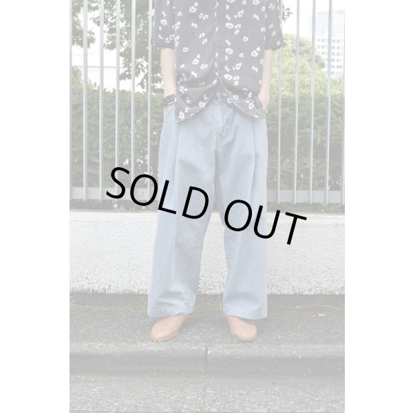 画像2: NEON SIGN - 1-Tuck Easy Wide Denim Pants (2)