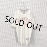 画像: Used - "GIANTS" V-neck Tops