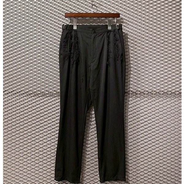 画像1: MIHARA YASUHIRO - 2-Tuck Frayed Slacks (1)