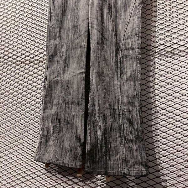 画像3: semantic design - Bleached Flared Denim Pants (3)